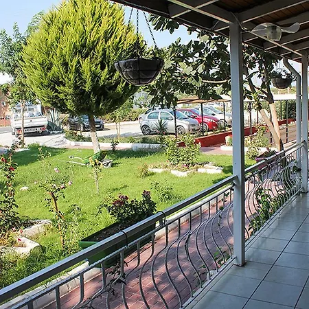 Didyma House Ξενοδοχείο 2*
